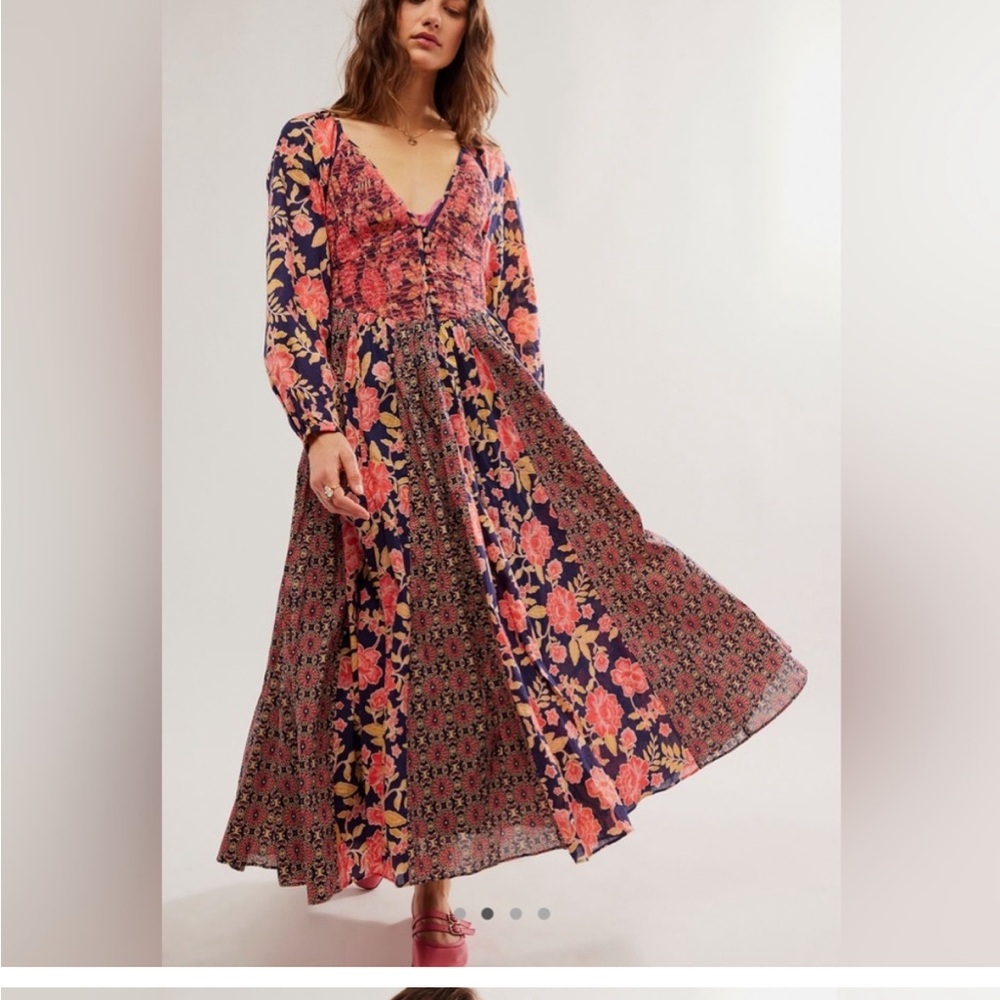 Beautiful Free Prople dress in a size XS new with tags